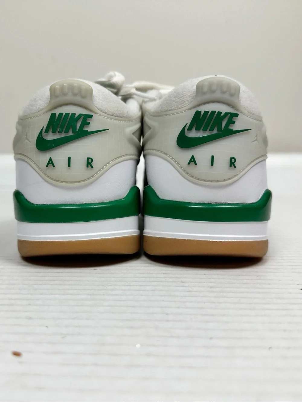 Nike Air Jordan 4 RM FQ7938-103 White/NeutralGrey/Wolf Grey/Pine Green Kids 4.5Y - Picture 7 of 15